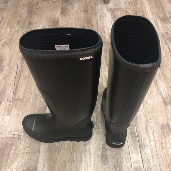 Sorel Shoes - Sorel “Joan” Women’s Tall Rain Boots!